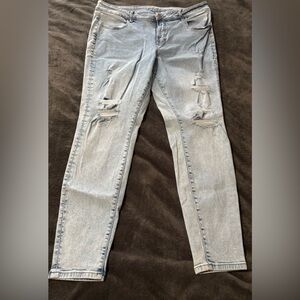 Maurices 20W Tall/Long Light Blue High-Rise Distressed Skinny Jeans